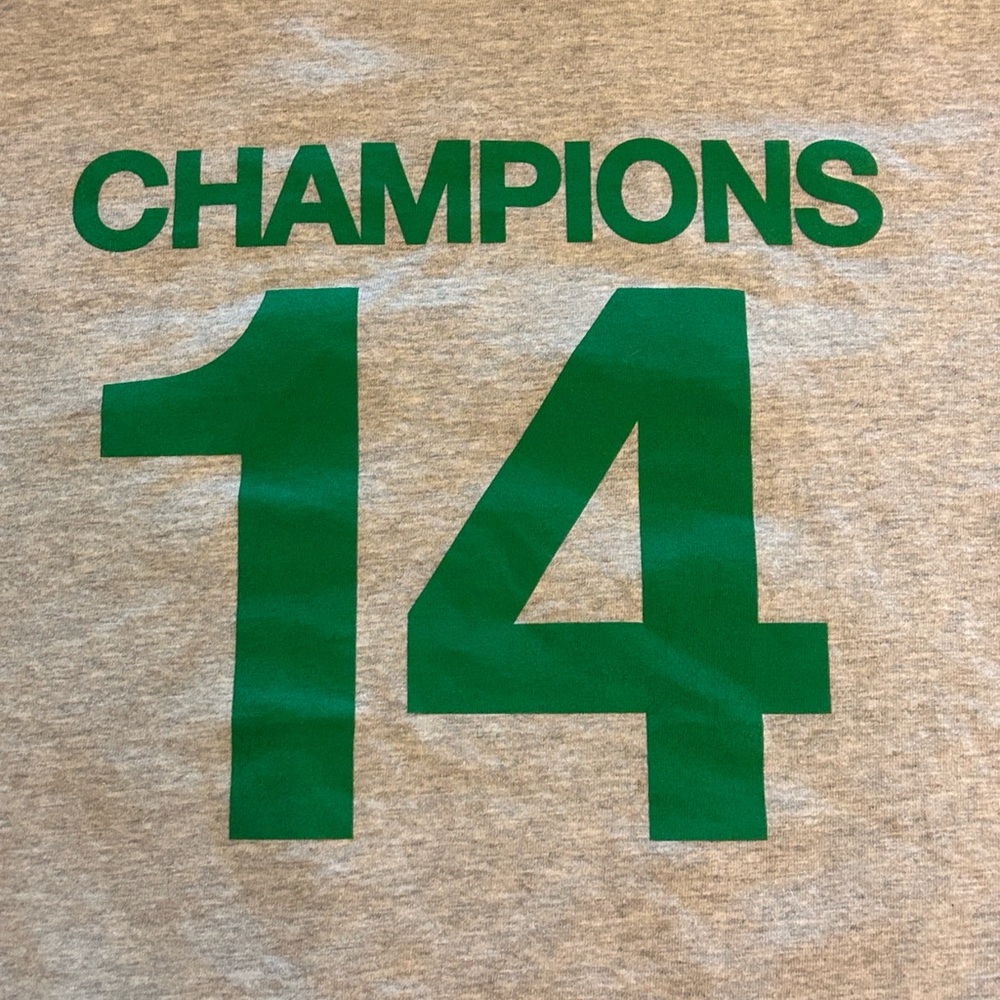 2013-14 Official Celtics Football Championship Front & Back Graphic Tee - Picture 3 of 5